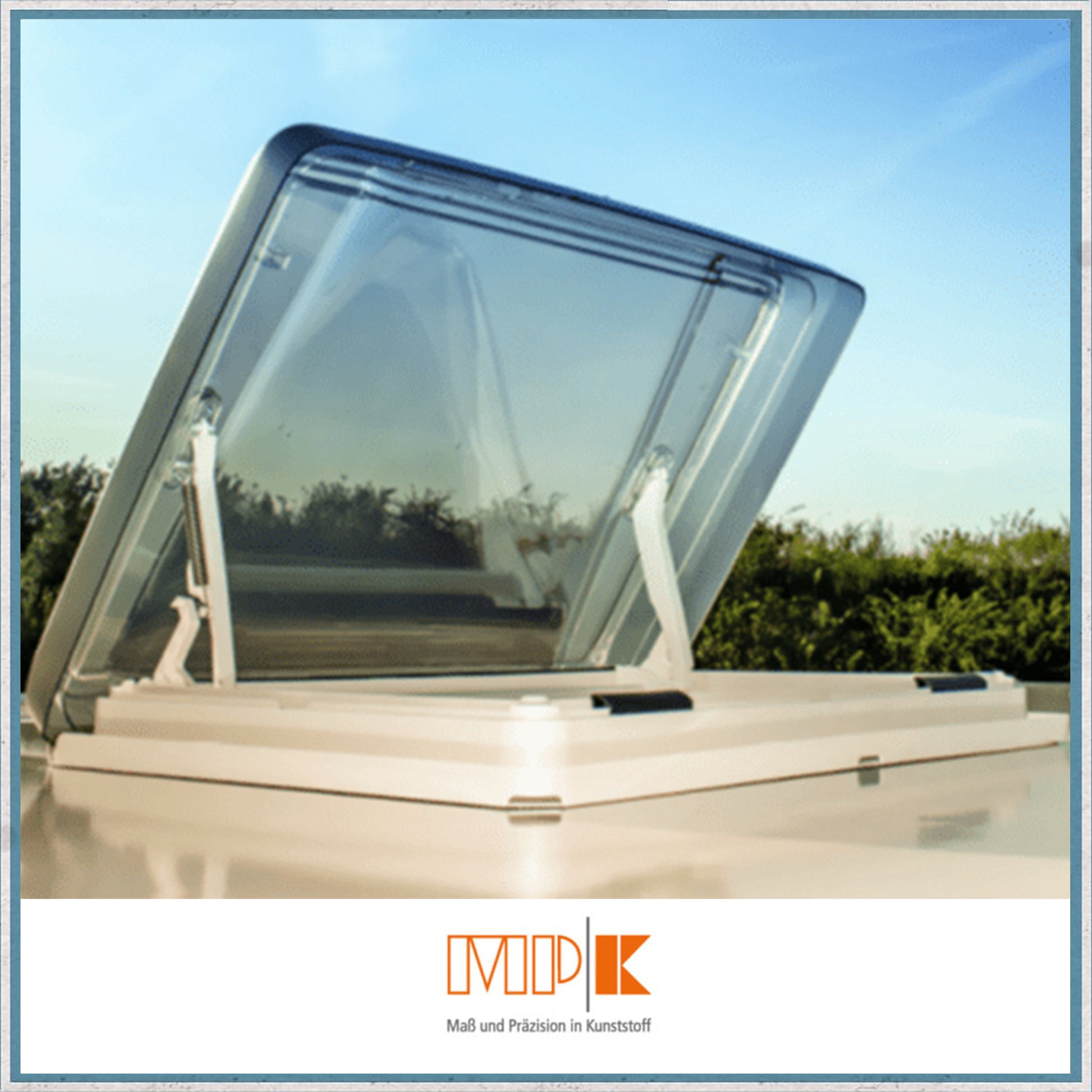 MPK 700mm x 500mm Vision Star L Pro Roof Vent-Camper Interiors