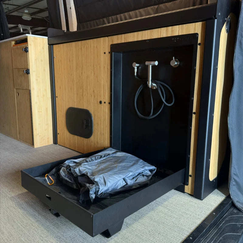 Tetravan original folding shower
